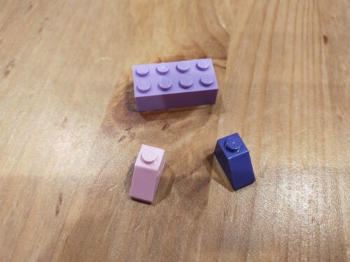 紫色のレゴ